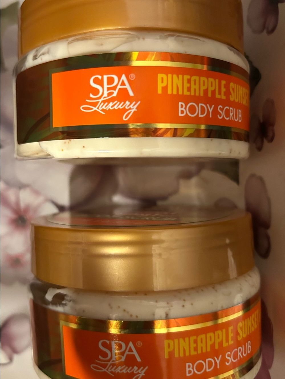 💥Pineapple Sunrise Body Scrub set of 2 🎉8 OZ(227g) each
